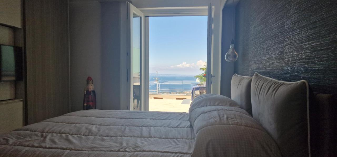 En Suite Bedroom Blue Moon Piano di Sorrento Dış mekan fotoğraf