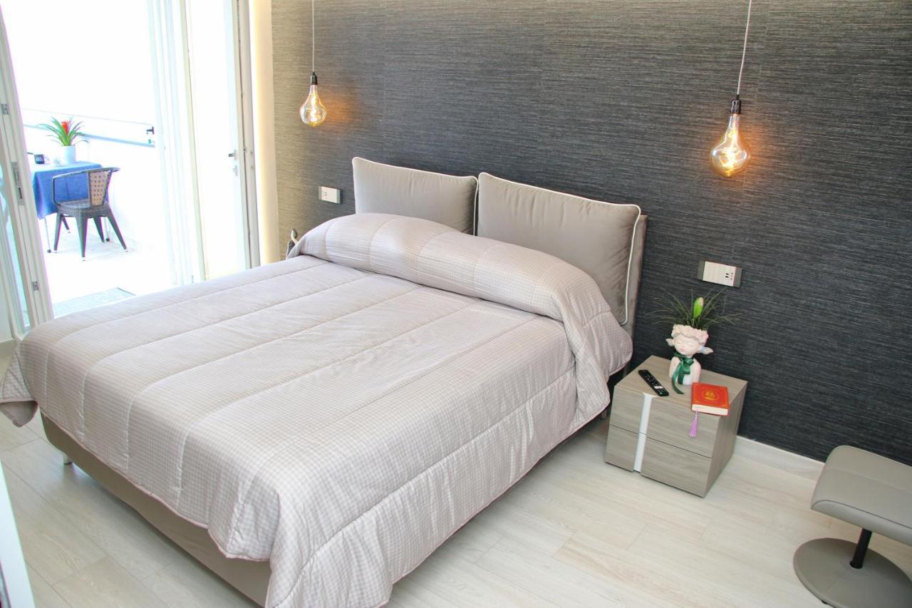 En Suite Bedroom Blue Moon Piano di Sorrento Dış mekan fotoğraf