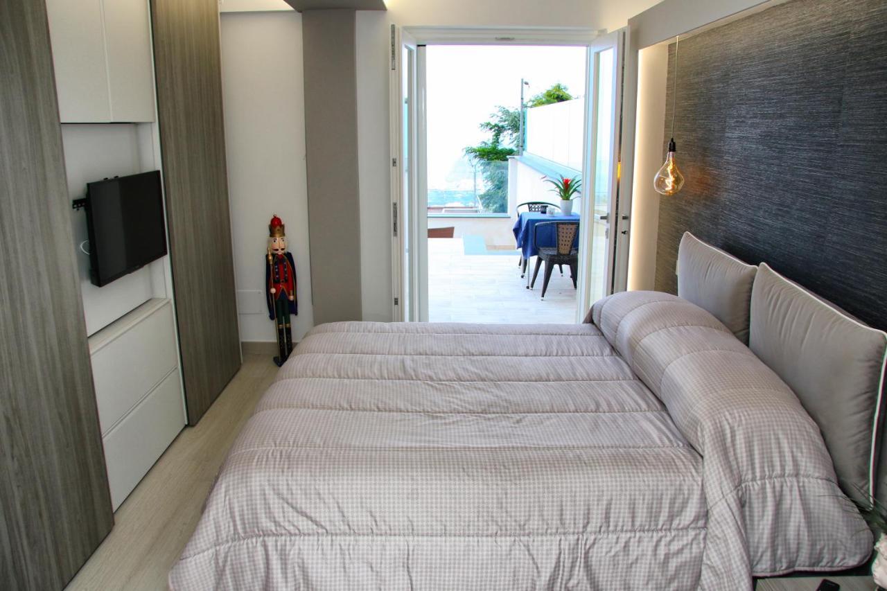 En Suite Bedroom Blue Moon Piano di Sorrento Dış mekan fotoğraf