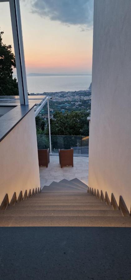 En Suite Bedroom Blue Moon Piano di Sorrento Dış mekan fotoğraf