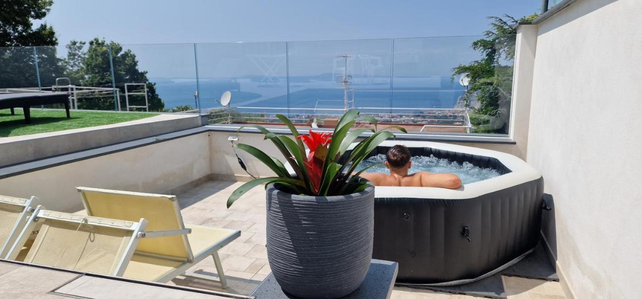 En Suite Bedroom Blue Moon Piano di Sorrento Dış mekan fotoğraf