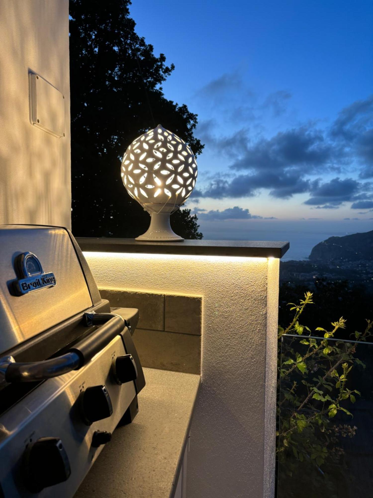 En Suite Bedroom Blue Moon Piano di Sorrento Dış mekan fotoğraf