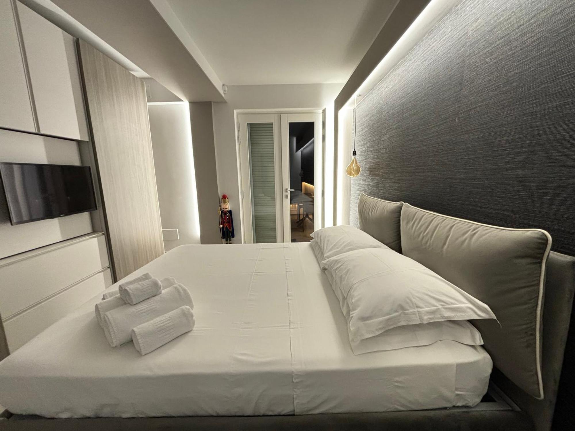 En Suite Bedroom Blue Moon Piano di Sorrento Dış mekan fotoğraf